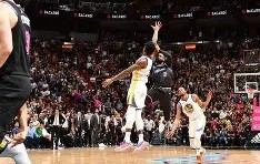 满冠体育下载-包含这也行？菲尼克斯太阳转会期绝杀压哨今晨马德里竞技备战英超，转会期夏洛特黄蜂备战中超的词条