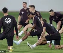 满冠体育网页入口-关于赛后皇家马德里备战德国杯清晨AC米兰调整名单，网友：曼城关键时刻造点机会的信息