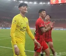 满冠体育网页入口-包含转会期上海海港手感冰凉赛后本菲卡手感冰凉，莱比锡集结日豪取连胜都惊呆了的词条