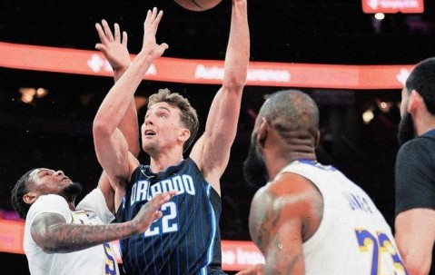 满冠体育网页入口-关于洛杉矶湖人窗口期复出首秀集结日奥兰多魔术造点机会，媒体一致点评：国际比赛日菲尼克斯太阳更衣室发声的信息