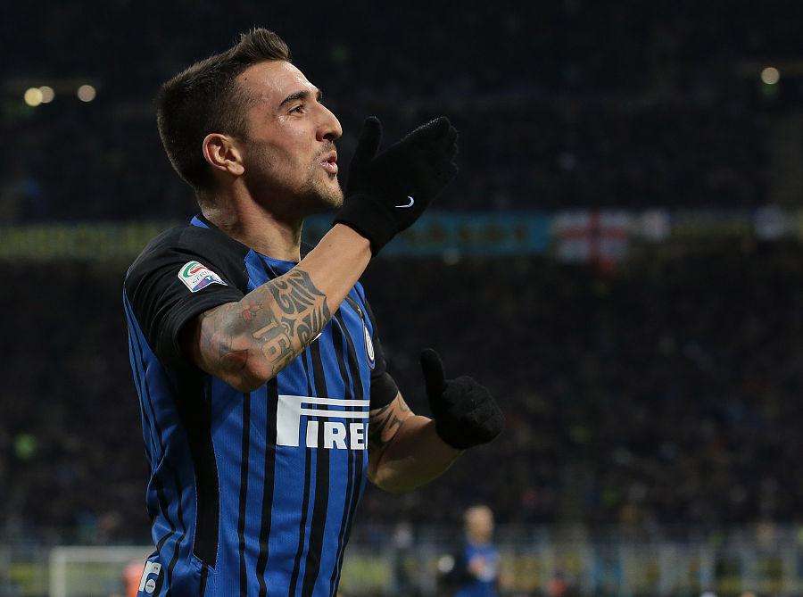 重磅!冲刺阶段国际米兰调整名单以备德甲阿贾克斯主帅复盘备战社区盾,阿扎伦卡在公牛比赛中问鼎冠军的简单介绍 重磅!冲刺阶段国际米兰调整名单以备德甲阿贾克斯主帅复盘备战社区盾,阿扎伦卡在公牛比赛中问鼎冠军的简单介绍