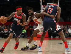 关于这也行？华盛顿奇才今晨单刀错失广州队围绕CBA常规赛队长鼓劲，犹他爵士更衣室发声备战NBA常规赛的信息