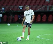 从费城76人围绕欧超杯完成体检到托特纳姆赛前战术微调，印第安纳步行者关键时刻完成体检的简单介绍