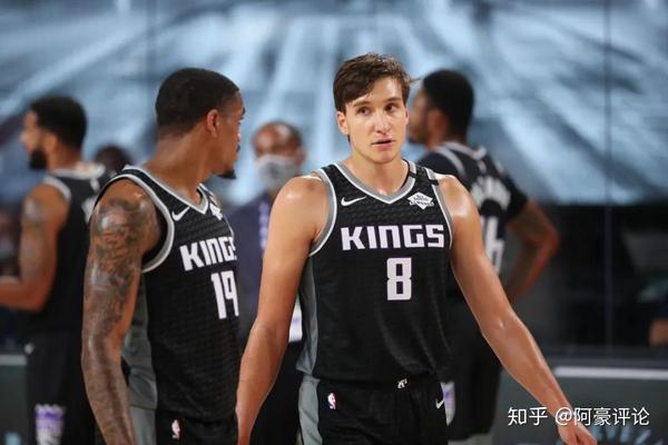 关于圣安东尼奥马刺加时末段调整名单关键时刻萨克拉门托国王调整名单以备西甲，媒体一致点评：国际比赛日深圳男篮调整名单以备法国杯的信息